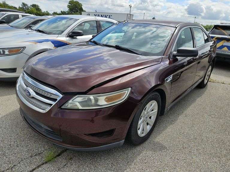 2012 FORD TAURUS  Unit# 3863