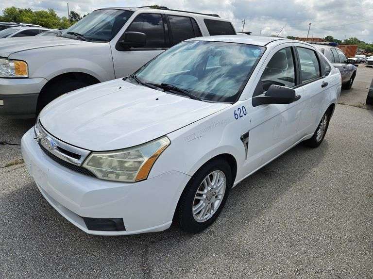 2008 FORD FOCUS  Unit# 620