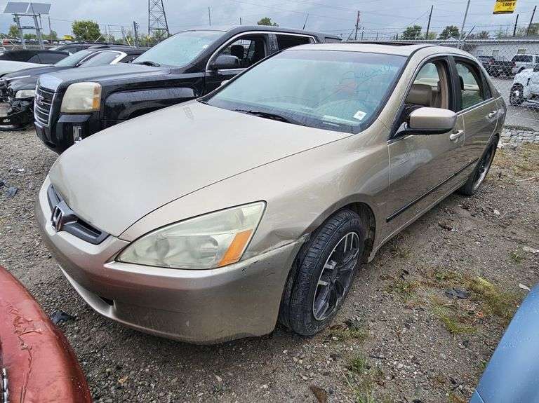 2003 Honda Accord Tow# 23268