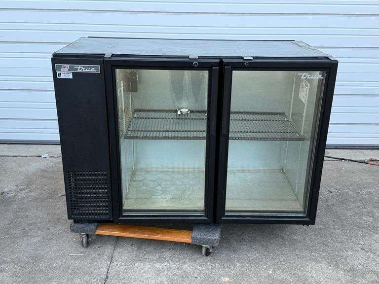 True TBB-24GAL-48G-HC-LD Two-Door Under-Bar Bottle Cooler w/ LED Lighting