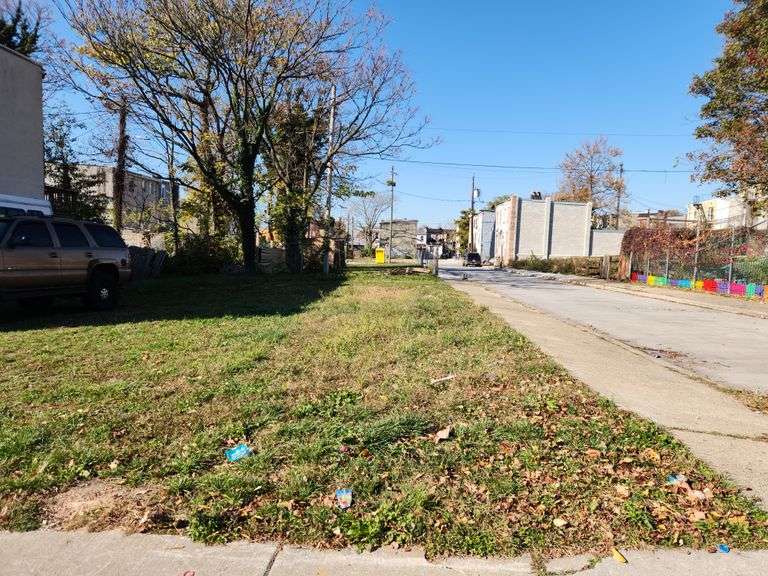 214 S Fulton Ave, Baltimore, MD 21223