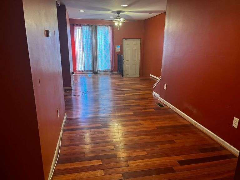 912 W Franklin St. Baltimore, MD 21223