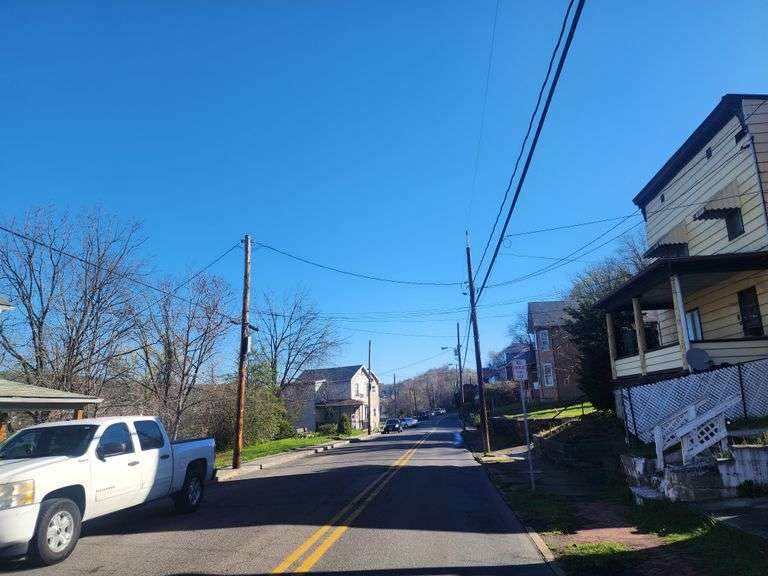 917 Maryland Ave. Cumberland, MD 21502