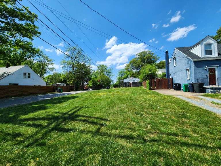 1525 Pacific Ave. Capitol Heights, MD 20743