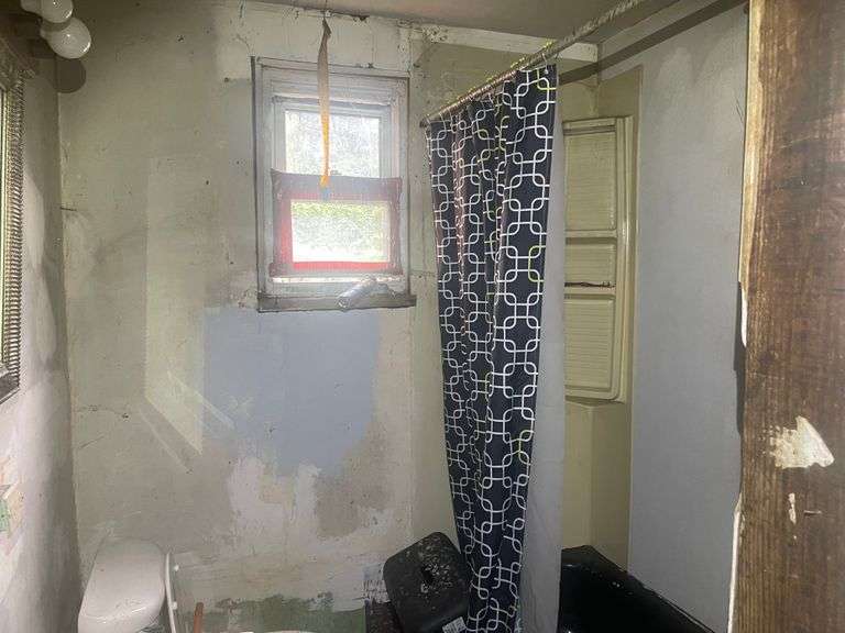 3921 Norfolk Ave. Baltimore, MD 21216