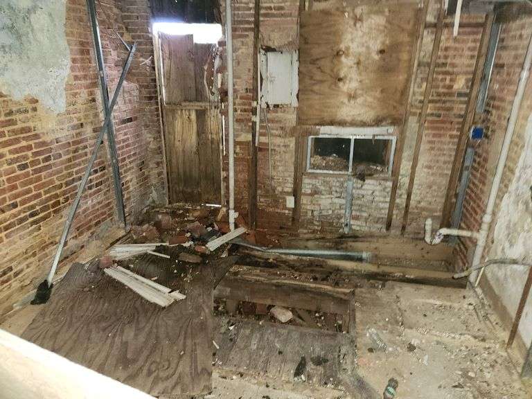 1926 Sherwood Ave. Baltimore, MD 21218