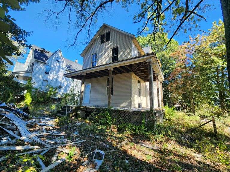 3806 Parkside Dr, Baltimore, MD 21206