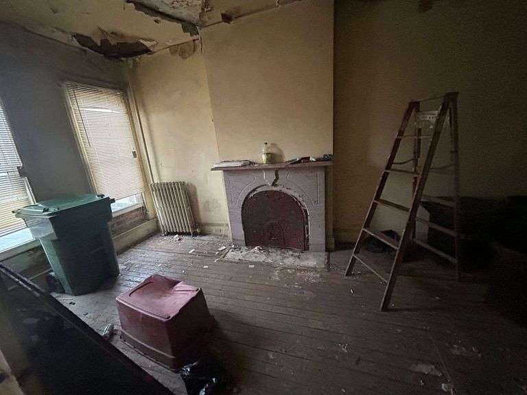 1108 Myrtle Ave. Baltimore, MD 21201