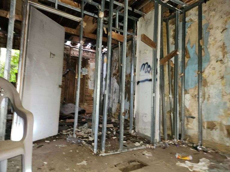 1926 Sherwood Ave. Baltimore, MD 21218