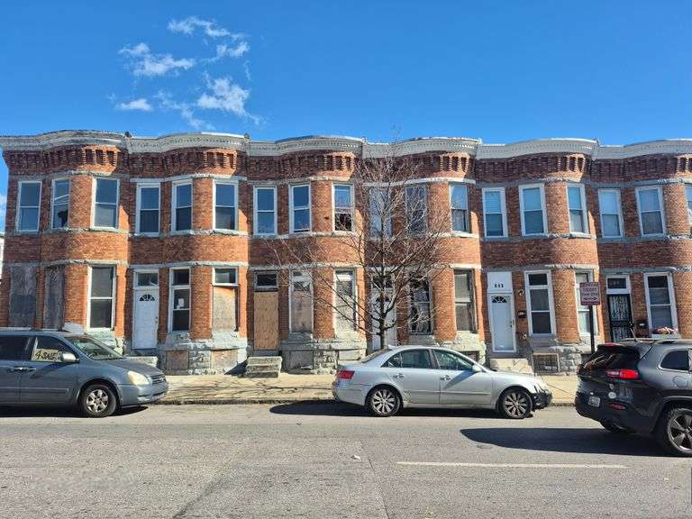 915 N Monroe St, Baltimore, MD 21217