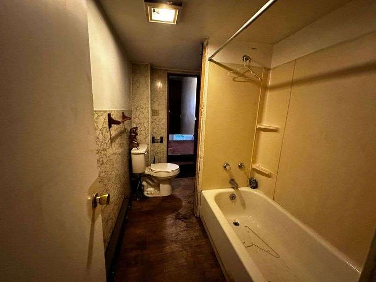 146 Polk St, Cumberland, MD 21502