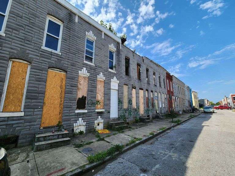 1919 Christian St, Baltimore, MD 21223