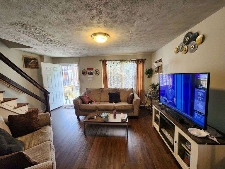 1351 Cambria St, Baltimore, MD 21225