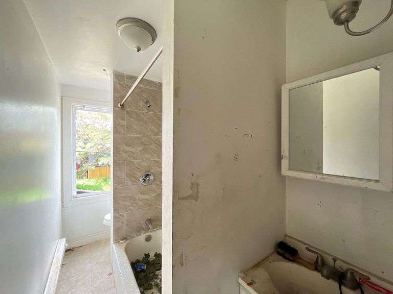 2424 Wilkens Ave. Baltimore, MD 21223