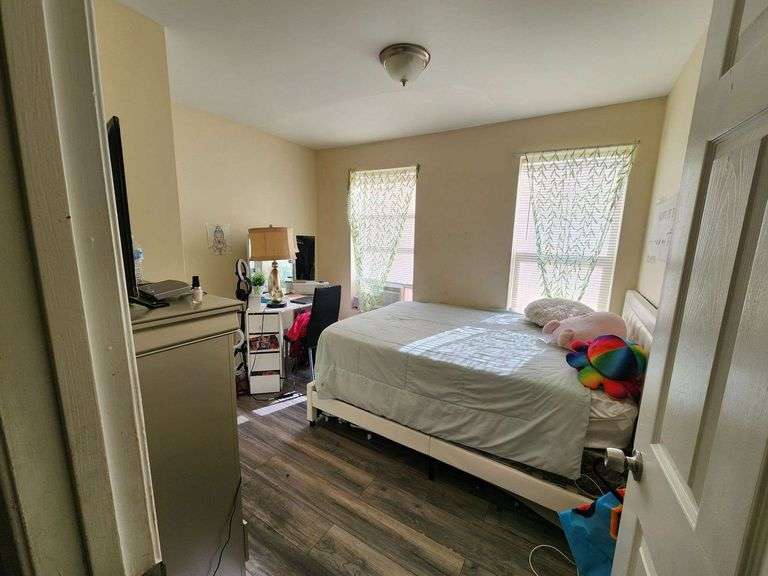 163 N Streeper St, Baltimore, MD 21224