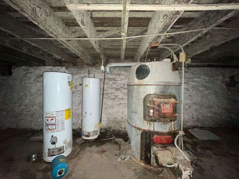 2424 Wilkens Ave. Baltimore, MD 21223