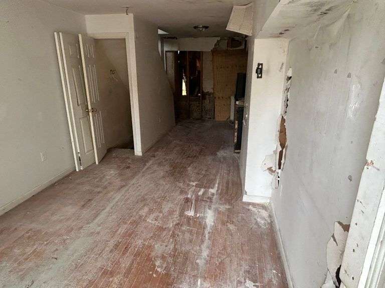 1707 Lemmon St. Baltimore, MD 21223