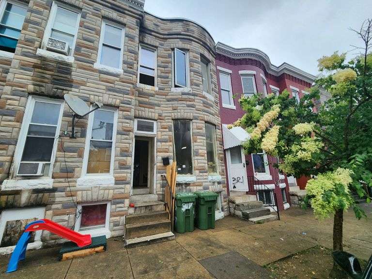 319 S Mount St. Baltimore, MD 21223