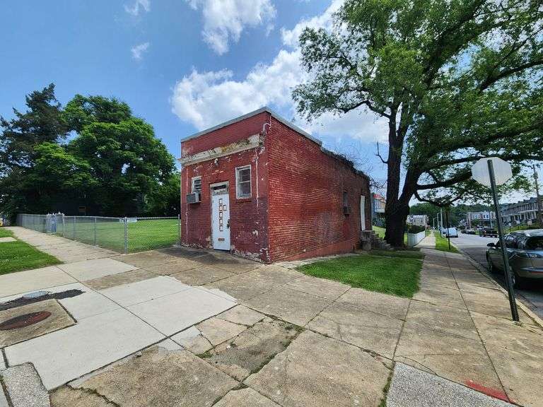 1701 N Longwood St. Baltimore, MD 21216