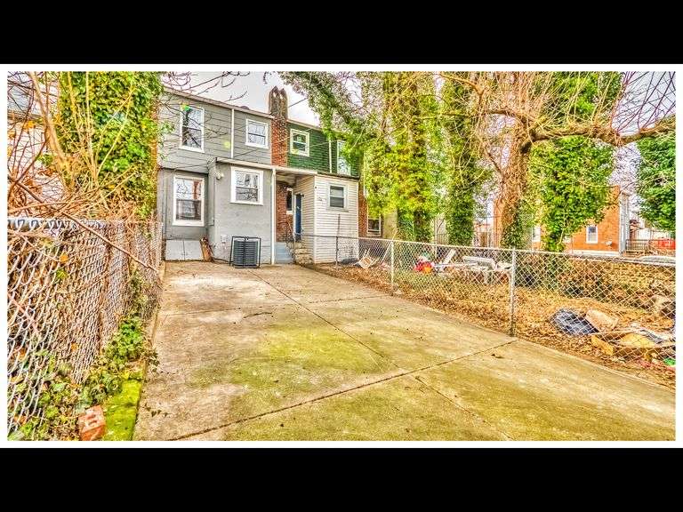 1206 Darley Ave. Baltimore, MD 21218
