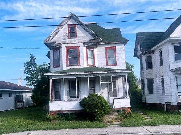 124 Maryland Ave. Crisfield, MD 21817