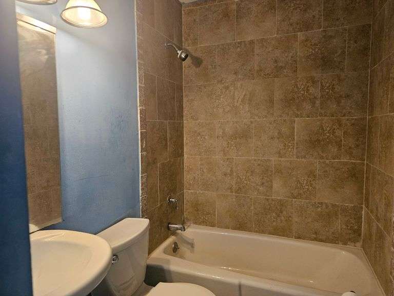 6606 Park Heights Ave. Unit #905 Baltimore, MD 21215