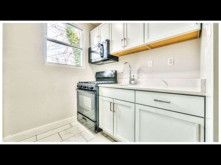 1206 Darley Ave, Baltimore, MD 21218