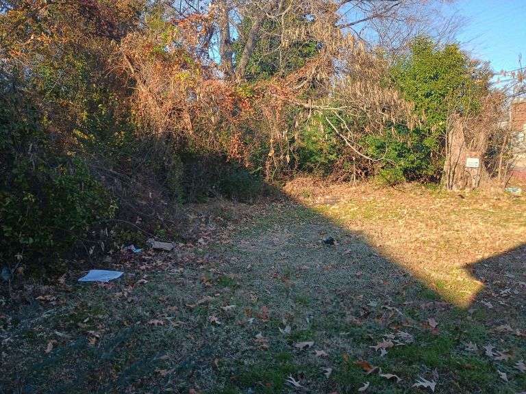 2012 Greenwood Dr. Portsmouth, VA 23702