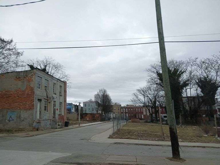 1822 Dover St, Baltimore, MD 21223