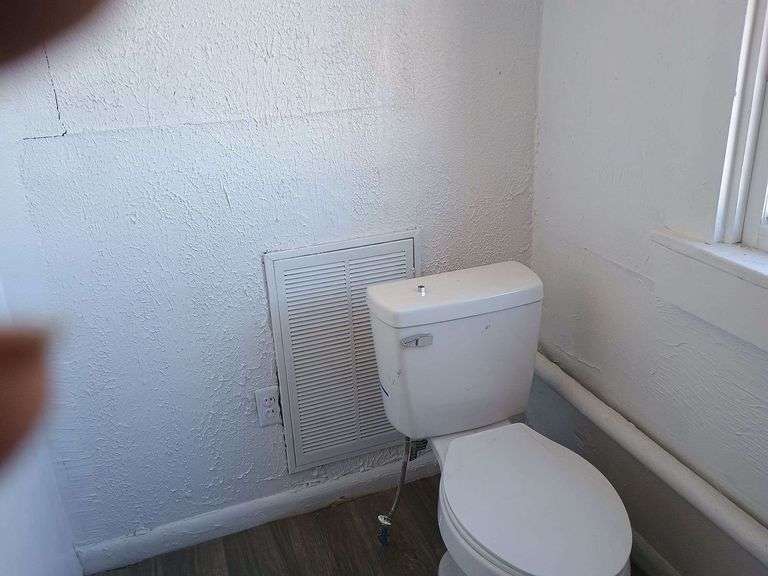 2012 Greenwood Dr. Portsmouth, VA 23702