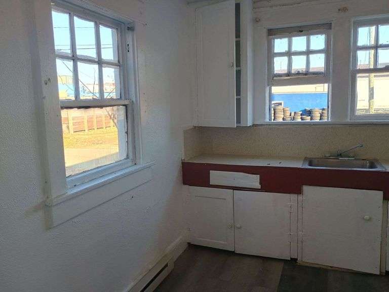 2012 Greenwood Dr. Portsmouth, VA 23702