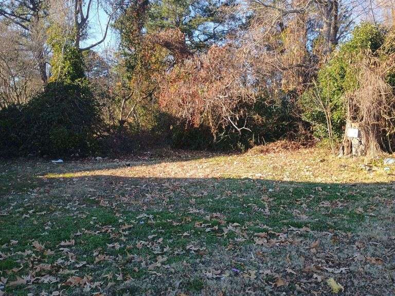 2012 Greenwood Dr. Portsmouth, VA 23702