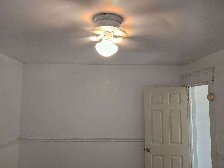 2012 Greenwood Dr. Portsmouth, VA 23702