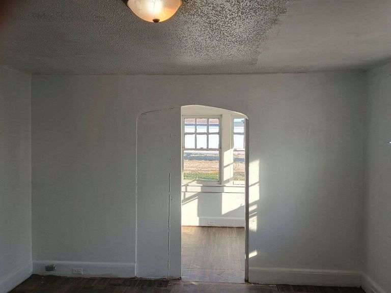 2012 Greenwood Dr. Portsmouth, VA 23702