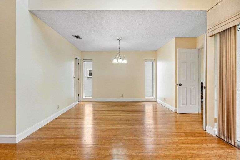 6157 Old Court Road. #225 Boca Raton, FL 33433