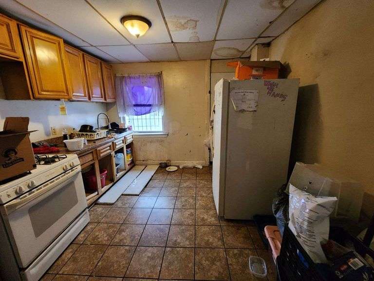 2402 Wilkens Ave, Baltimore, MD 21223