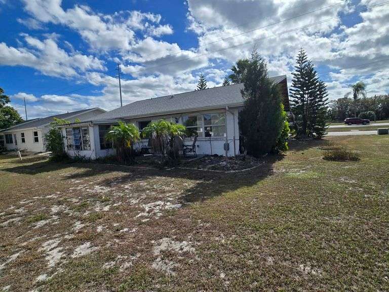 211 Rickenbacker Drive. Sun City Center, FL 33573