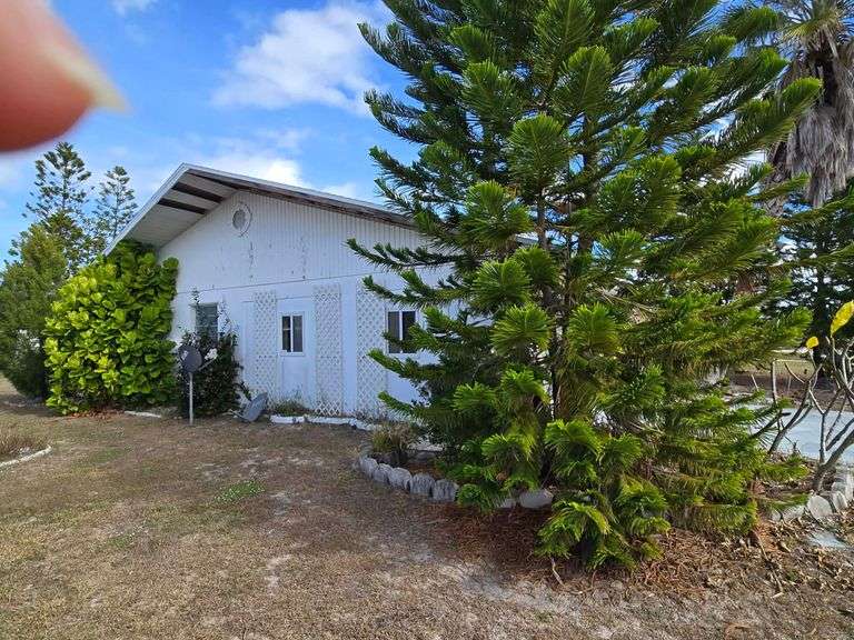 211 Rickenbacker Drive. Sun City Center, FL 33573