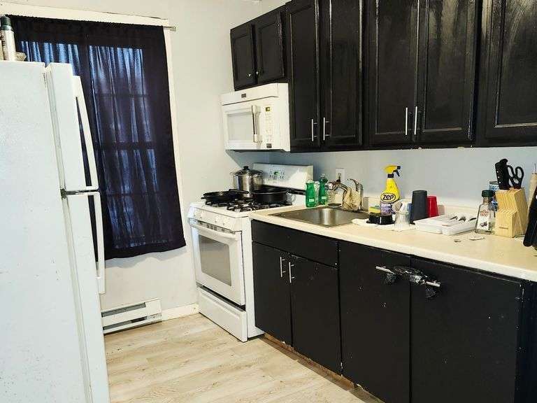 2616 Aisquith St, Baltimore, MD 21218