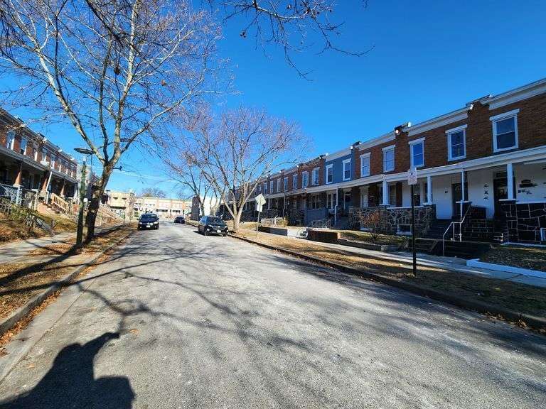 2616 Aisquith St, Baltimore, MD 21218