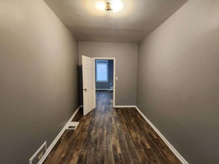 2616 Aisquith St, Baltimore, MD 21218