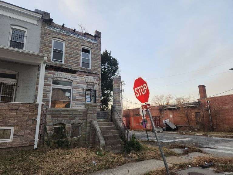 2421 Baker St, Baltimore, MD 21216