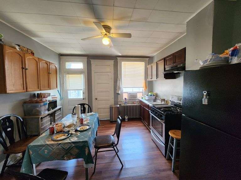 527 N Potomac St, Baltimore, MD 21205