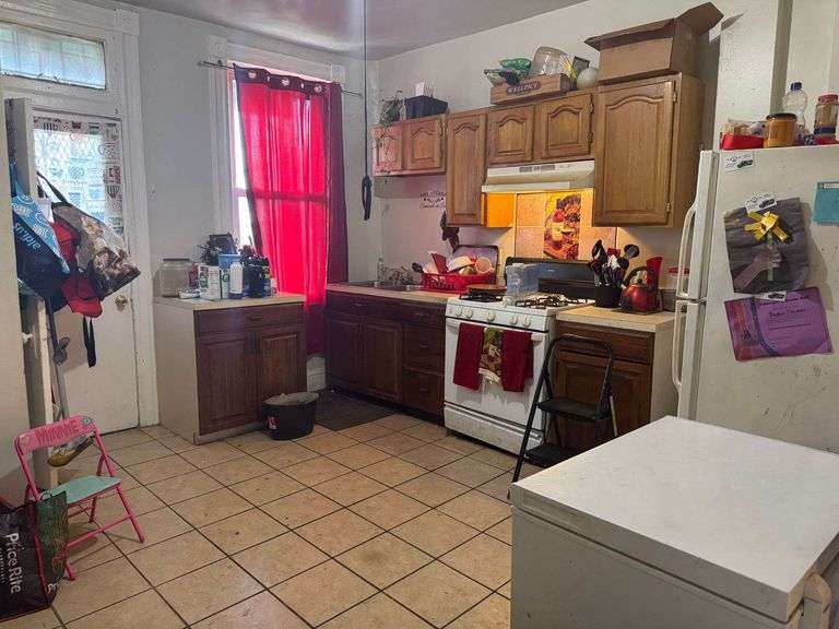 2209 Baker St, Baltimore, MD 21216