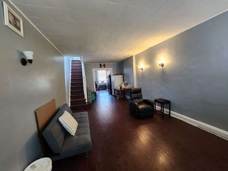 527 N Potomac St, Baltimore, MD 21205