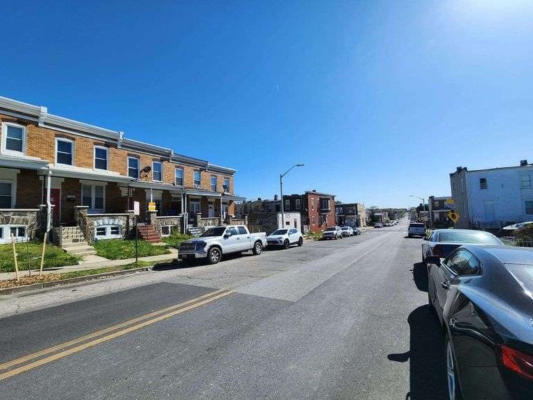2209 Baker St, Baltimore, MD 21216