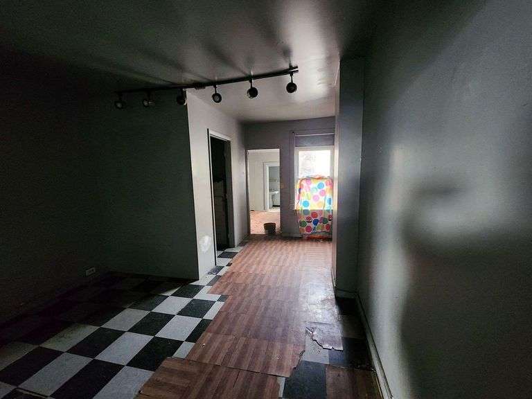 526 N Chester St, Baltimore, MD 21205
