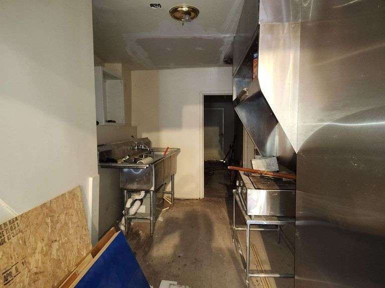 526 N Chester St, Baltimore, MD 21205