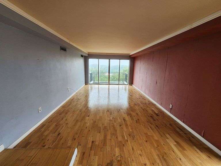 6606 Park Heights Ave #811, Baltimore, MD 21215