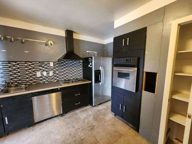 6606 Park Heights Ave #811, Baltimore, MD 21215
